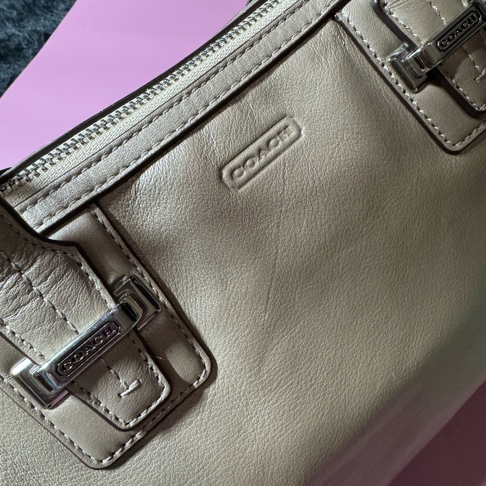 EOC Coach Metallic Beige Leather Satchel - Picture 5 of 13